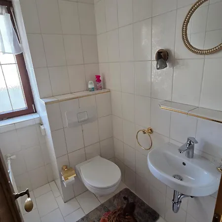 Garten Eg Mit 3 Schlafzimmern 95qm Διαμέρισμα *