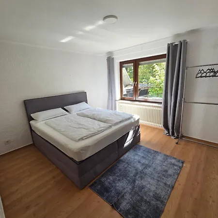 Διαμέρισμα Garten Eg Mit 3 Schlafzimmern 95qm *